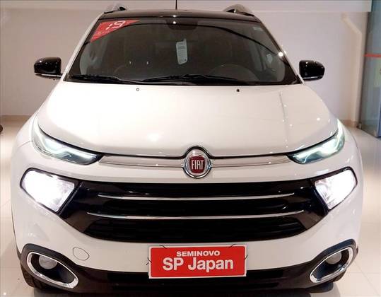 FIAT TORO 2.4 16V MULTIAIR FLEX VOLCANO AT9 FIAT TORO 2.4 16V MULTIAIR FLEX VOLCANO AT9